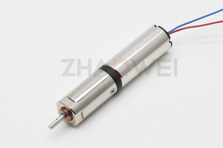 ���ı����