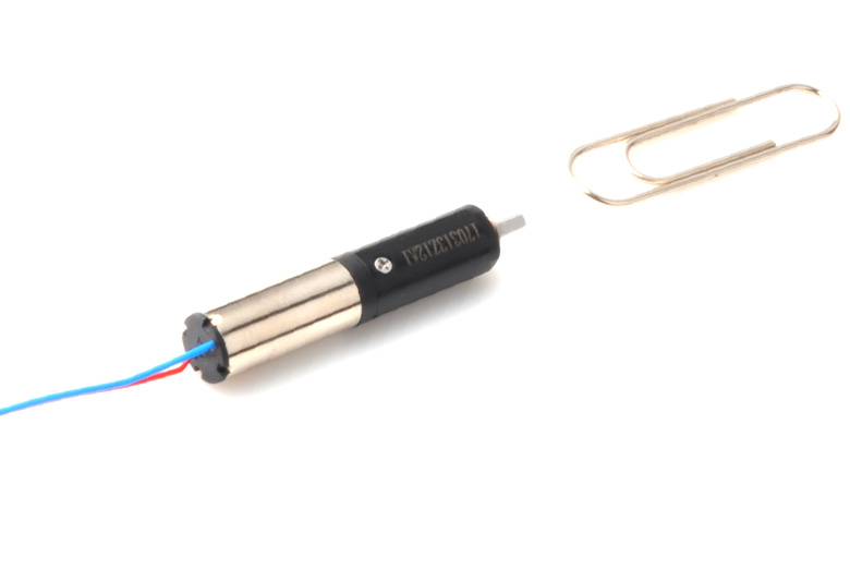 ���ı����